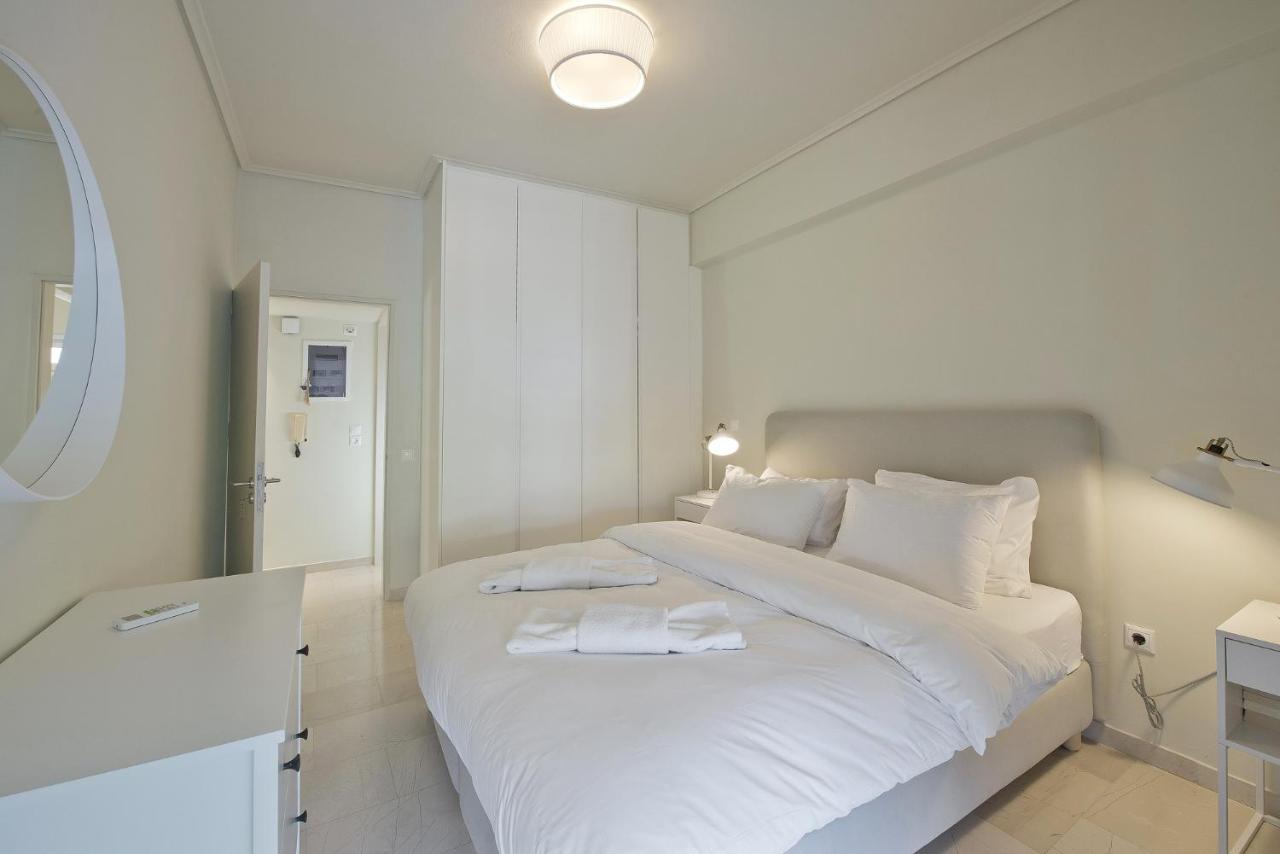 Apartamento Lucyzen Atenas Exterior foto